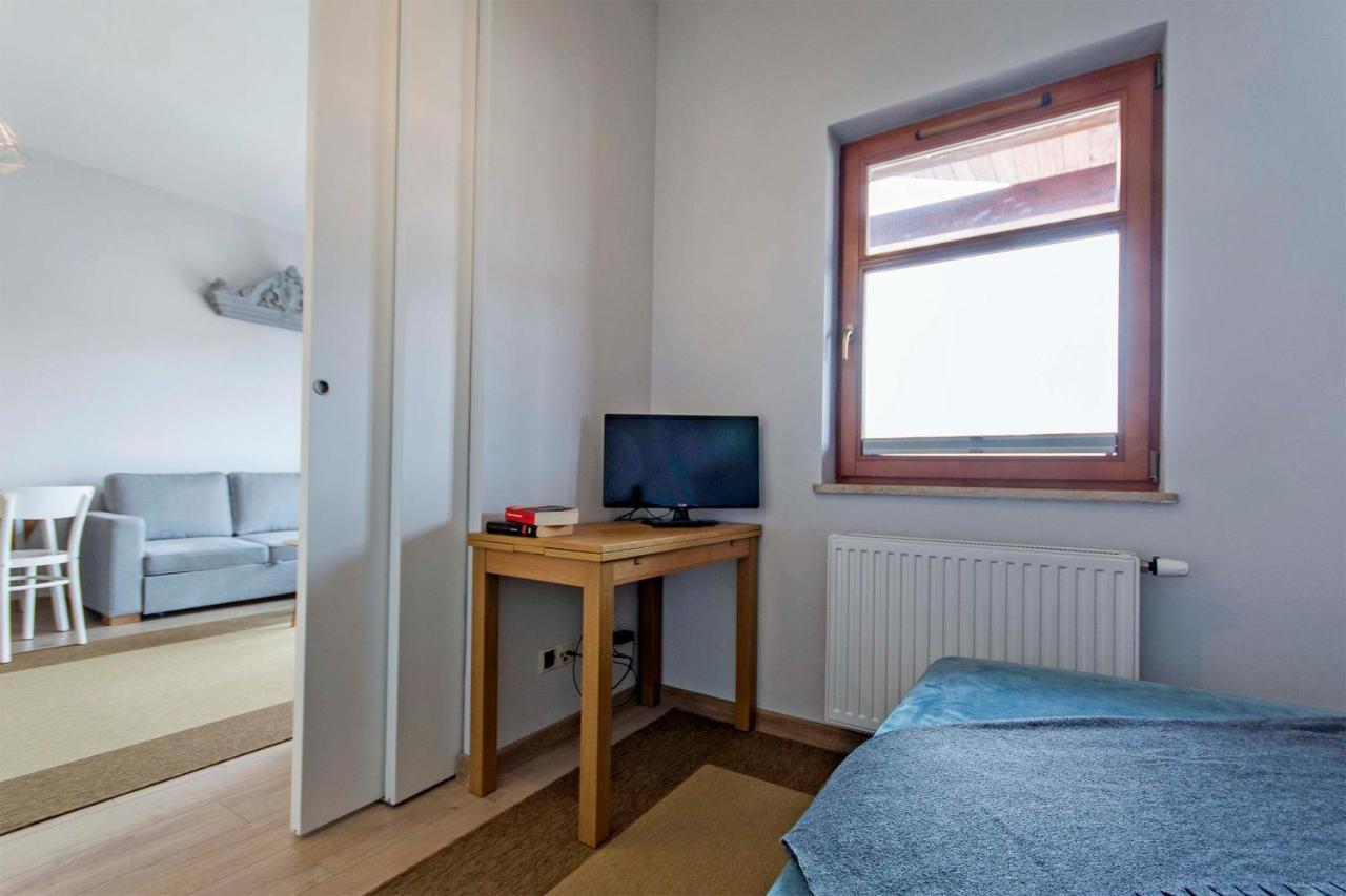 - Neptun Park By Oneapartments *